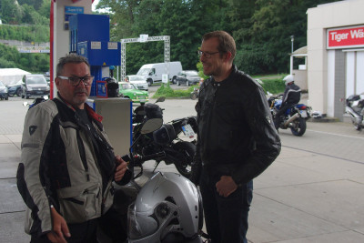 Unser zielsicherer Tourguide Jens.